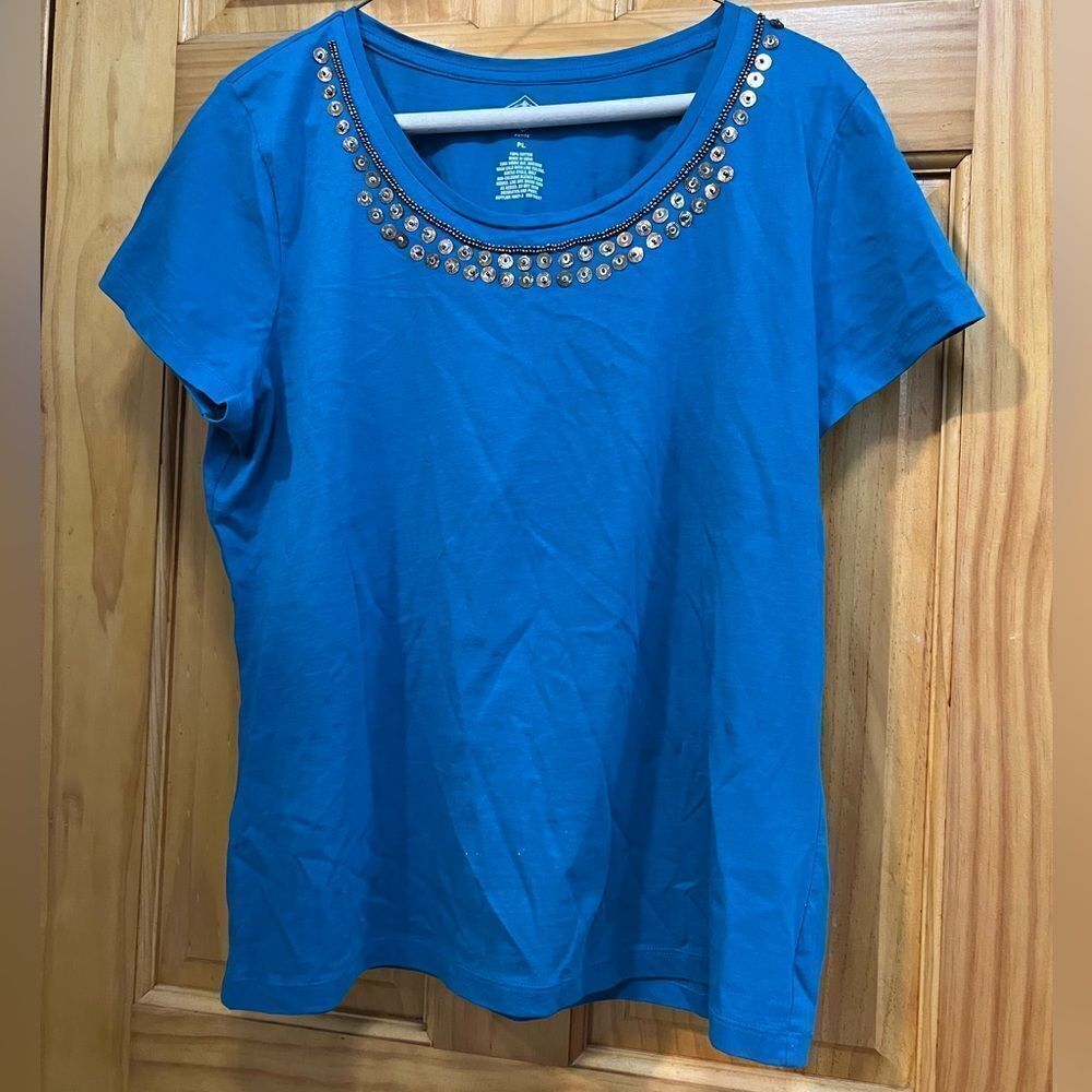 St. John’s Bay beautiful teal blouse with bead embellishment size petite Large